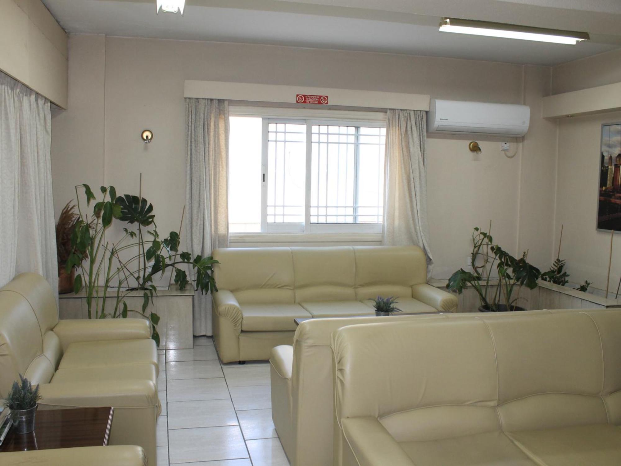 Denis Hotel Никосия Экстерьер фото