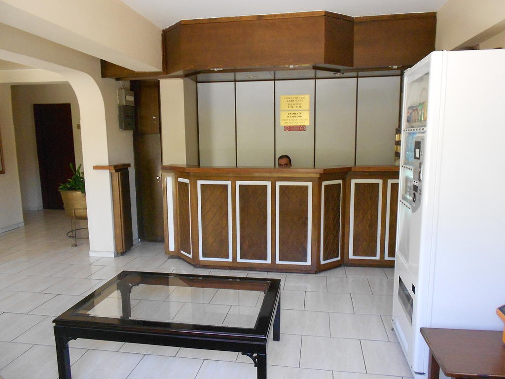 Denis Hotel Никосия Экстерьер фото